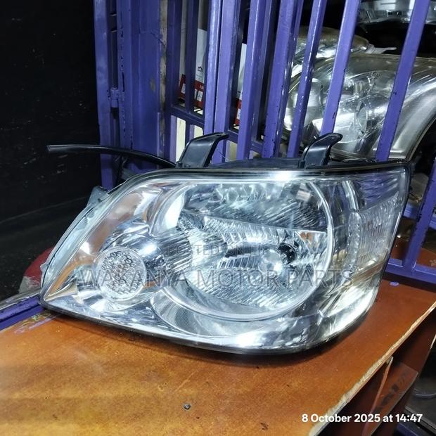 Toyota Noah 2002/2003 Xenon Headlamp, Clean Original Ex Japan Spare