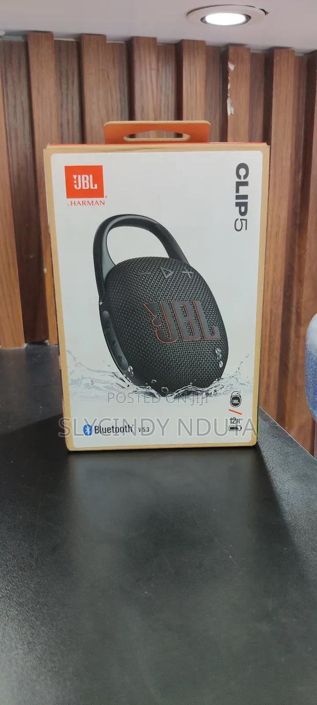 JBL Clip 5 - main view