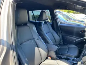 Toyota Corolla Cross 2022 Brown