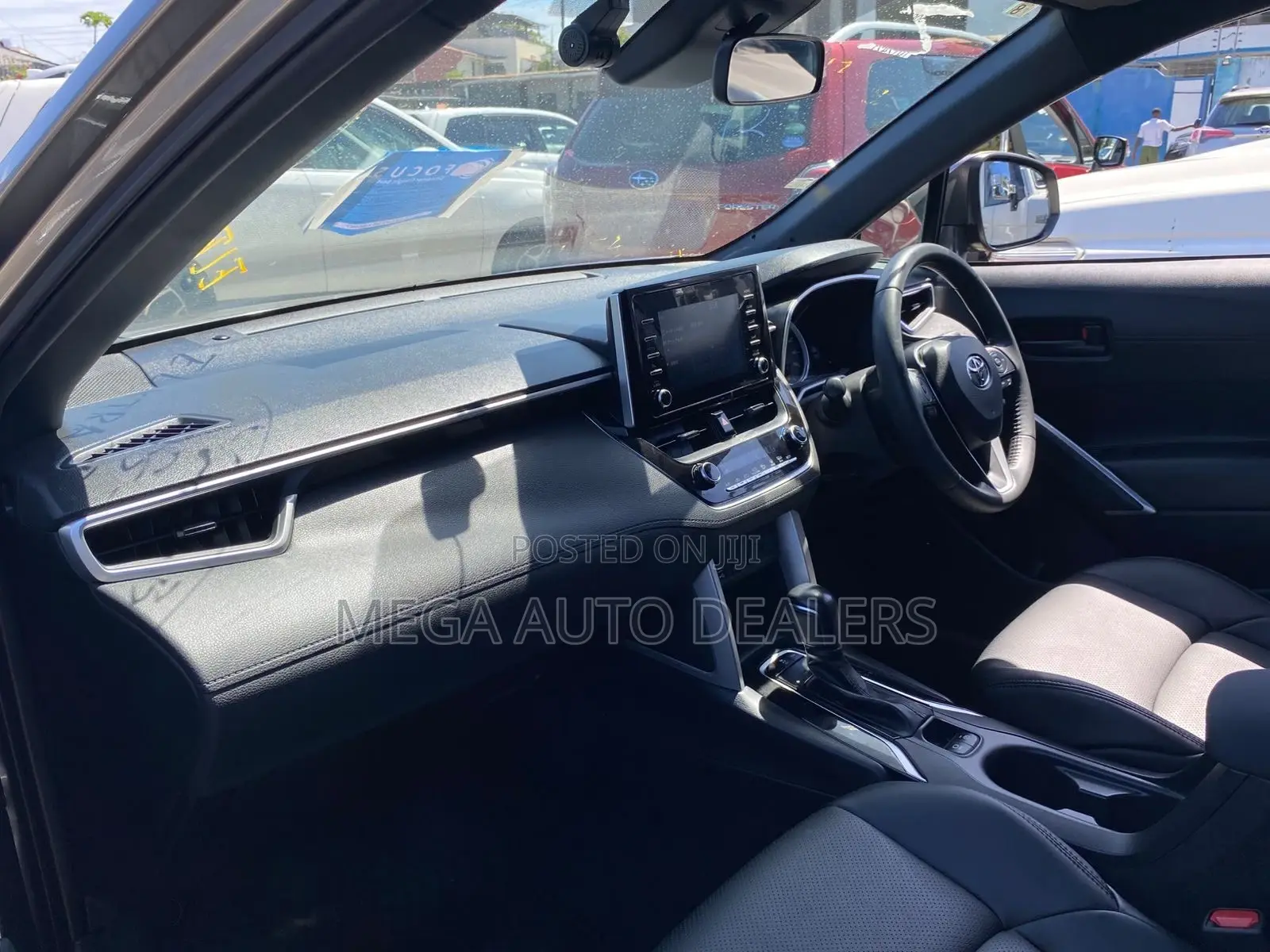 Toyota Corolla Cross 2022 Brown