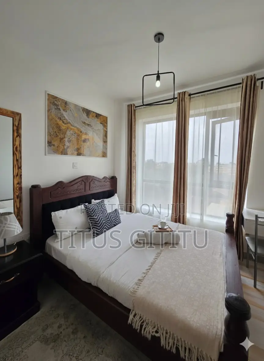 Luxurious 1 Bedroom Airbnb in Roysambu | Furnished | Netflix Parking