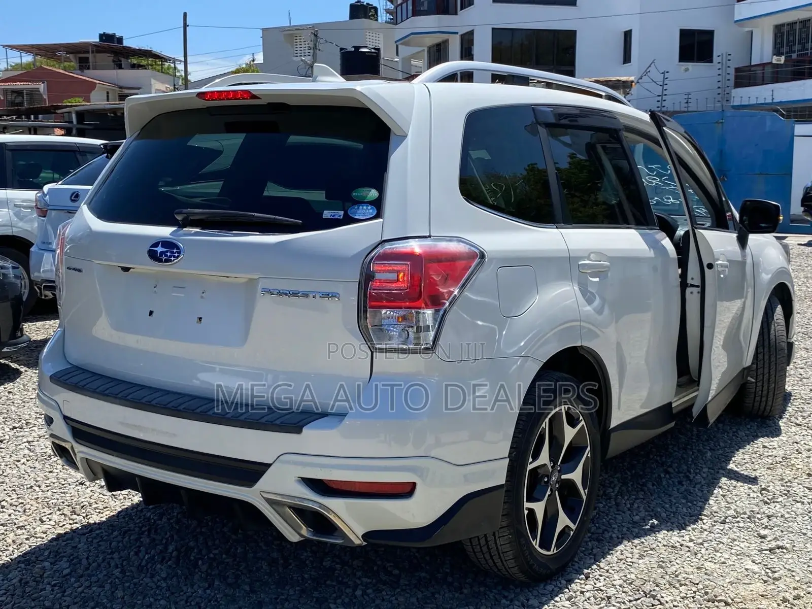 Subaru Forester 2018 White