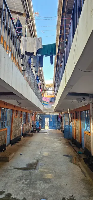 20bdrm Block of Flats in Kimumu for sale