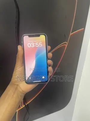 Apple iPhone 11 64 GB Purple