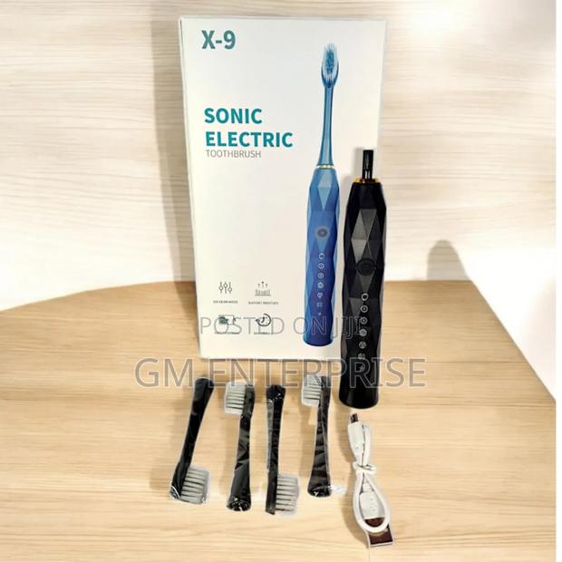 Sonic Electric Toothbrush ,3 Brush Heads
I