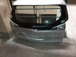 Toyota Caldina Choppa 2006/2008 Boot Complete, Clean Ex Japan Parts.
