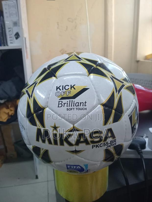 Soccer Balls Mikasa Football Size 5 Good Quality