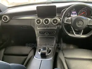 Mercedes-Benz C200 2018 Black