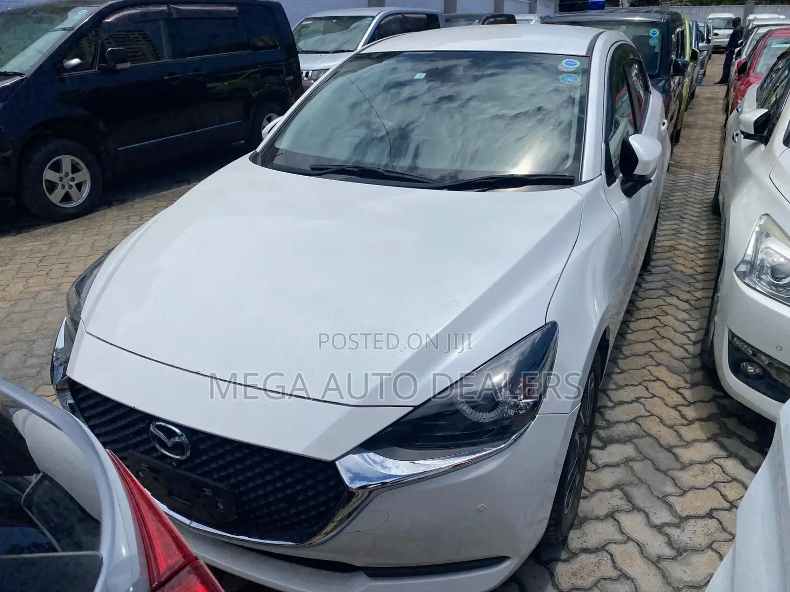 Mazda 2 2020 White
