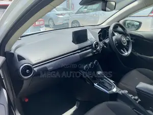 Mazda 2 2020 White