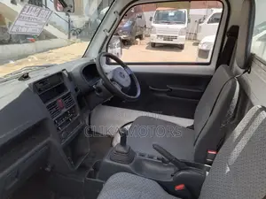 Nissan 100 2018 White