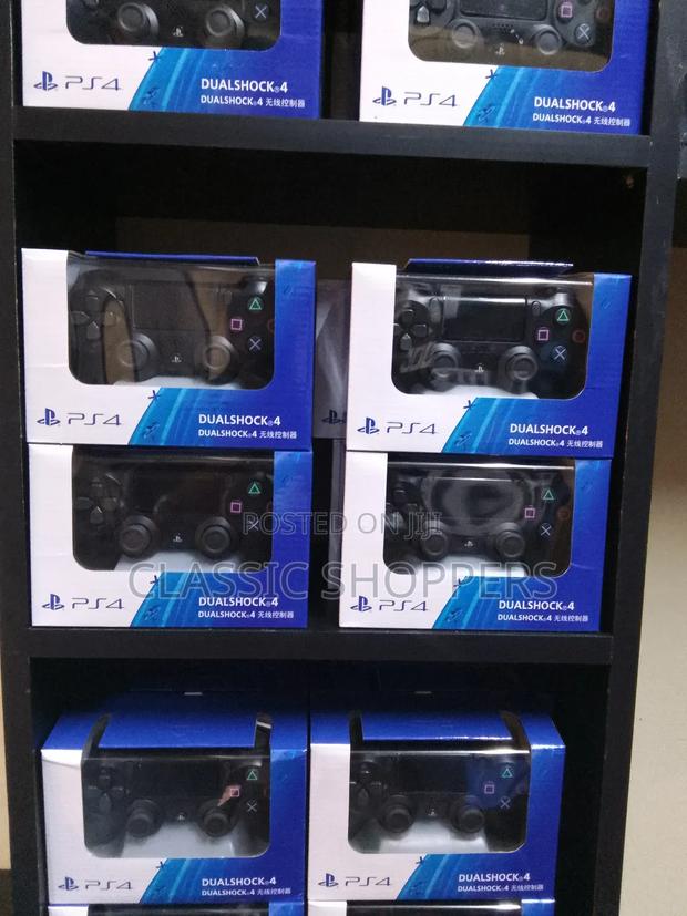 Ps4 Wireless Controller - main view