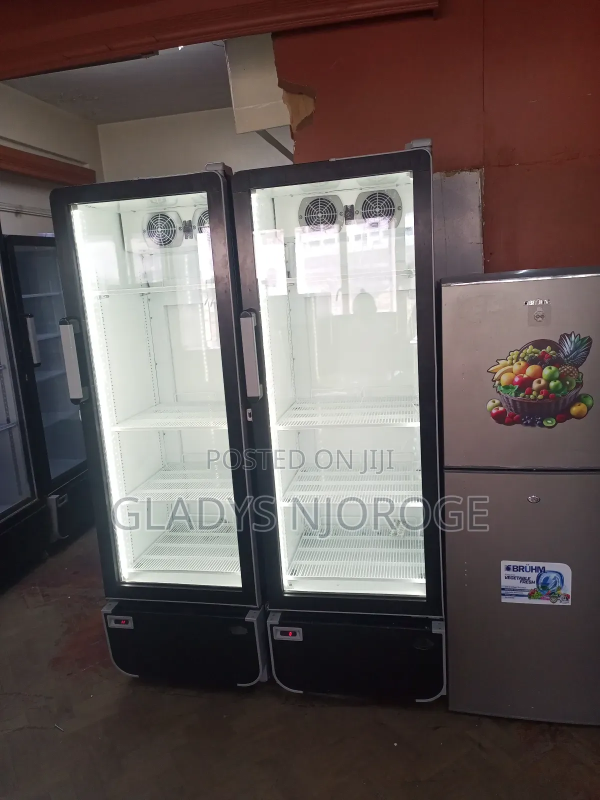 Perfect Working Display Fridge (Well Maintained)