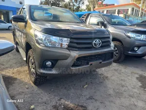 Toyota Hilux Revo Single Cab Deisel 2.4 RWD 2019 Gray