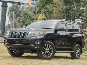 Toyota Land Cruiser Prado 2.8 2019 Black