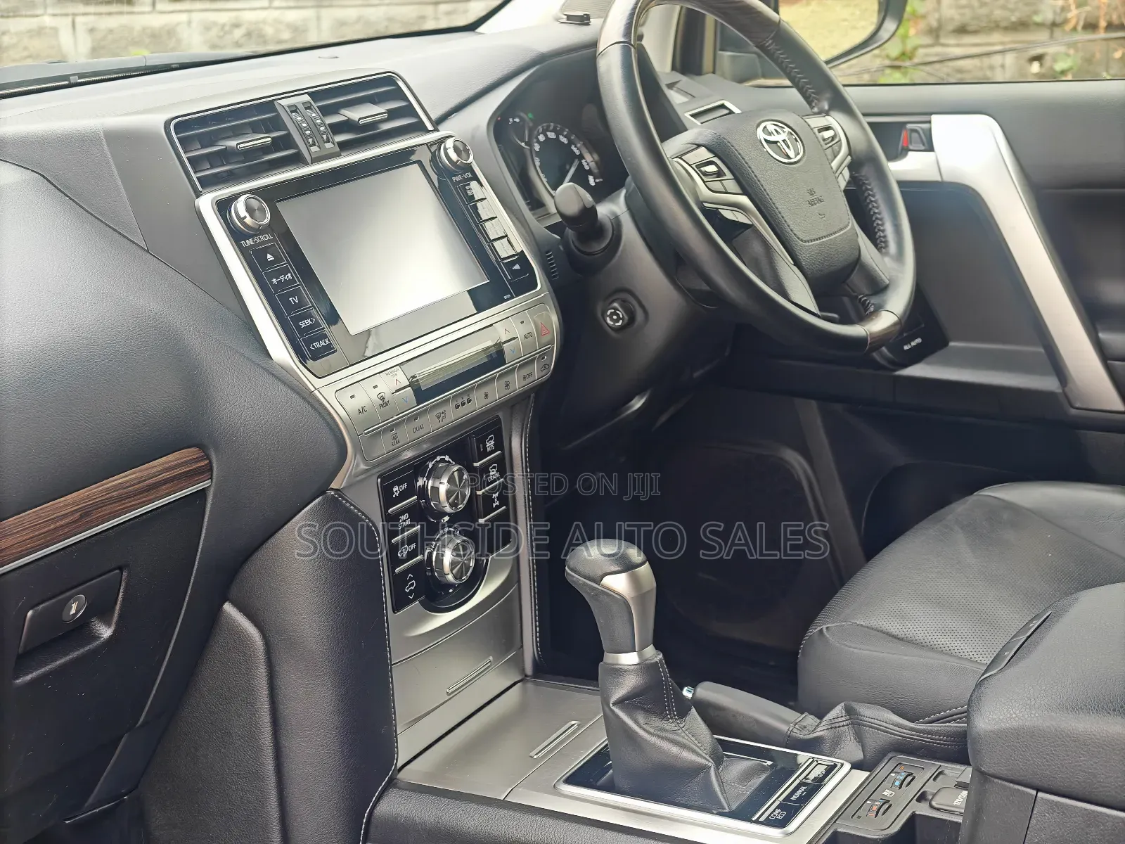 Toyota Land Cruiser Prado 2.8 2019 Black