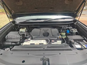 Toyota Land Cruiser Prado 2.8 2019 Black