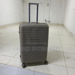 Unbreakable Suitcase - thumbnail 2