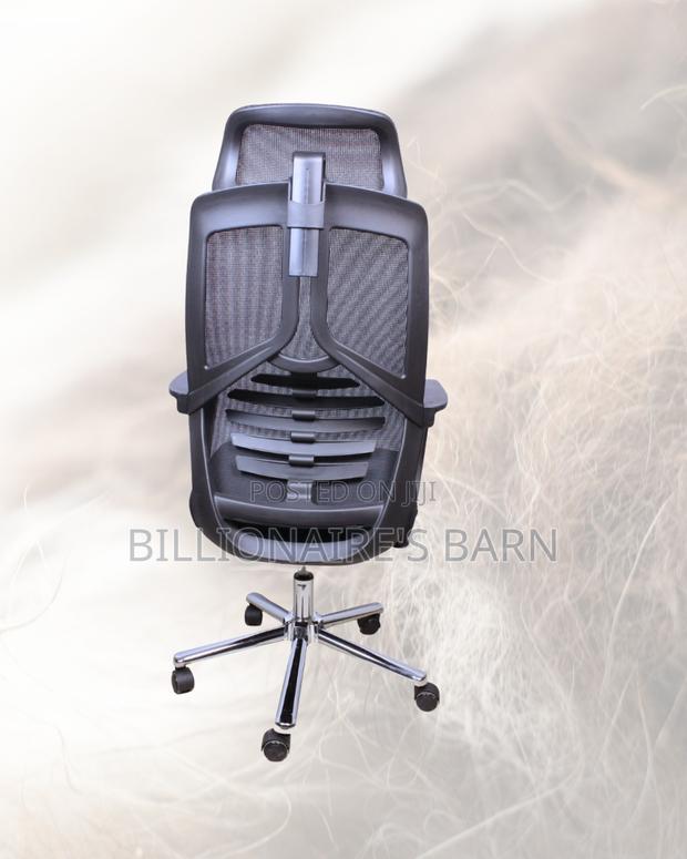 Quiet-Roll High Back Mesh Office Chair — Ideal for Long Zoom Sessions - thumbnail 4