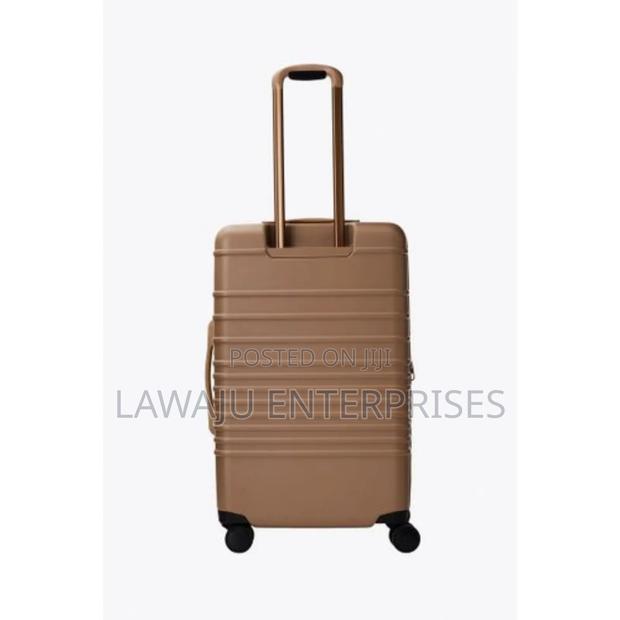 Unbreakable Suitcase - thumbnail 3