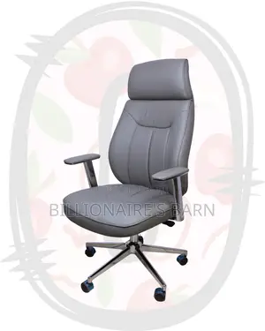 Sleek Grey Executive Leather Office Chair — All-Day Comfort