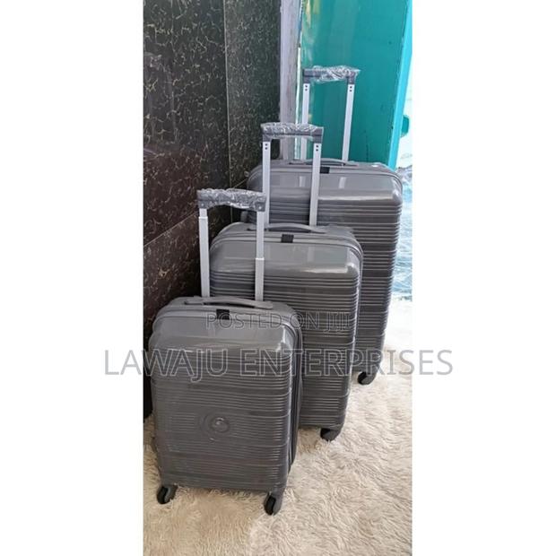 Unbreakable Suitcase - thumbnail 3