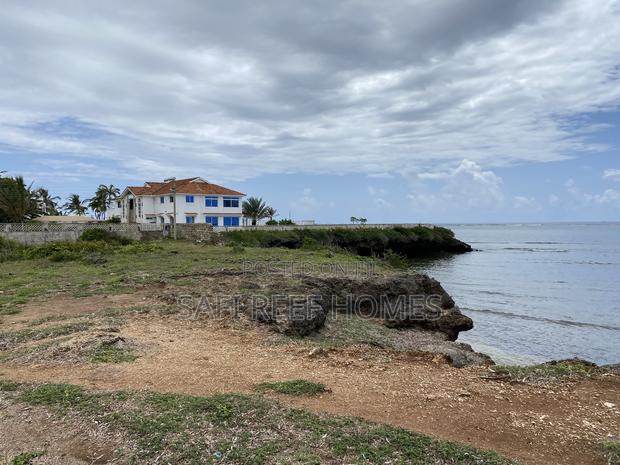 1 Acre Rectangle Seafront Property for Sale in Nyali - thumbnail 4