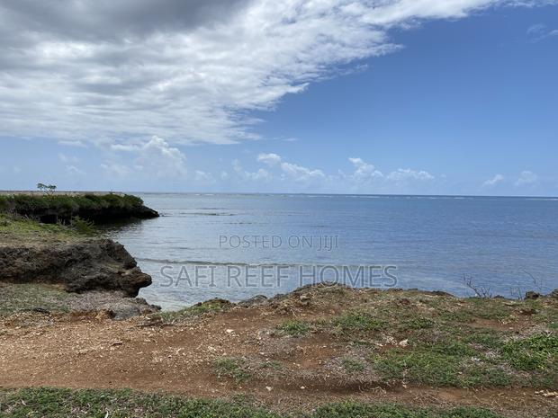 1 Acre Rectangle Seafront Property for Sale in Nyali - thumbnail 5