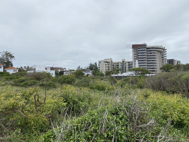 1 Acre Rectangle Seafront Property for Sale in Nyali - thumbnail 3