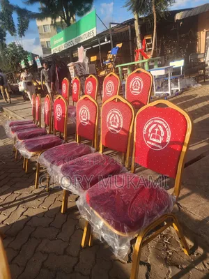 Labeled Conference Chairs