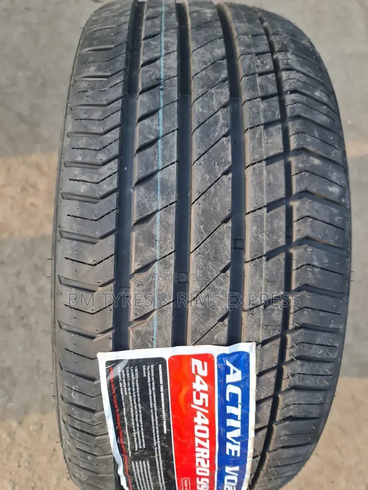 245 /40 R20 Vinmax Tyres.