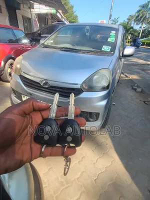 Daihatsu Eis Mira Key Cutting and Programming.