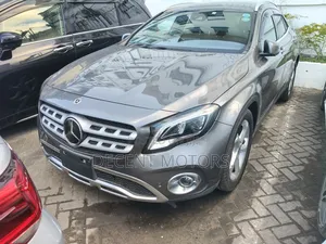 Mercedes-Benz GLA-Class 2019 Gray