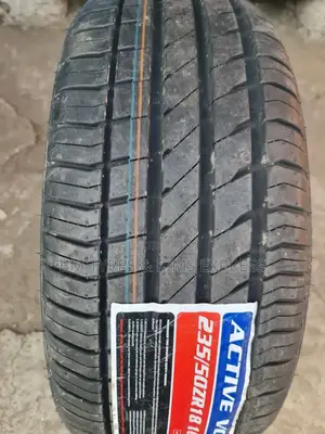 235 /50 R18 Vinmax Tyres