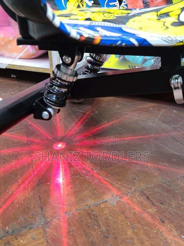 3-Wheel Drift Scooter – Drift Like a Pro - thumbnail 3