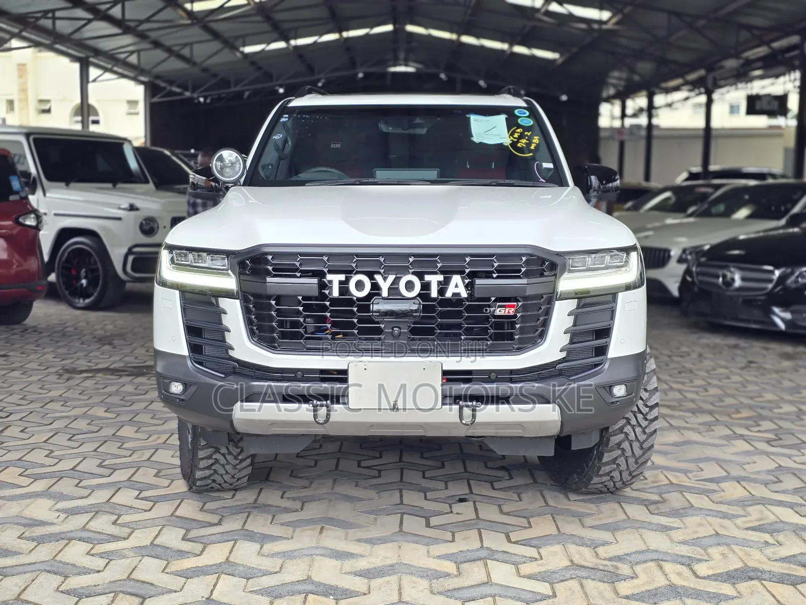 New Toyota Land Cruiser LC300 2023 White