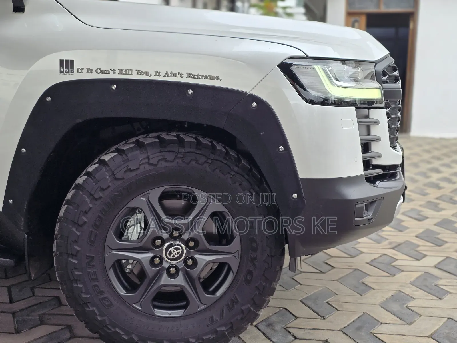 New Toyota Land Cruiser LC300 2023 White
