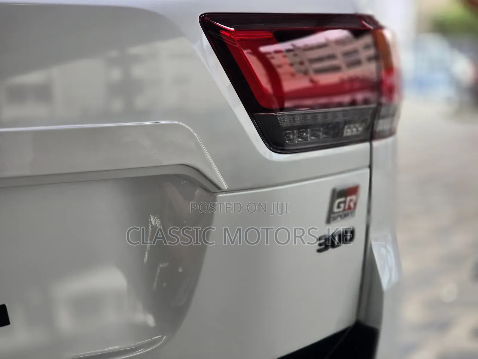 New Toyota Land Cruiser LC300 2023 White
