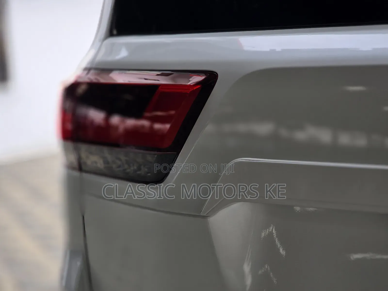 New Toyota Land Cruiser LC300 2023 White