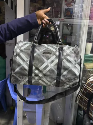 Multi Colored Medium Size Leather Duffle Bags at 1200