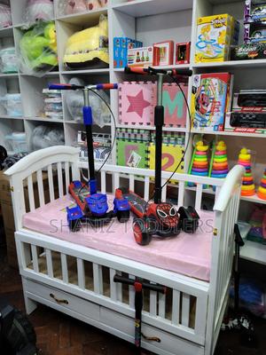 Foldable 3-Wheel Kick Scooter – Easy to Carry Anywhere - thumbnail 2