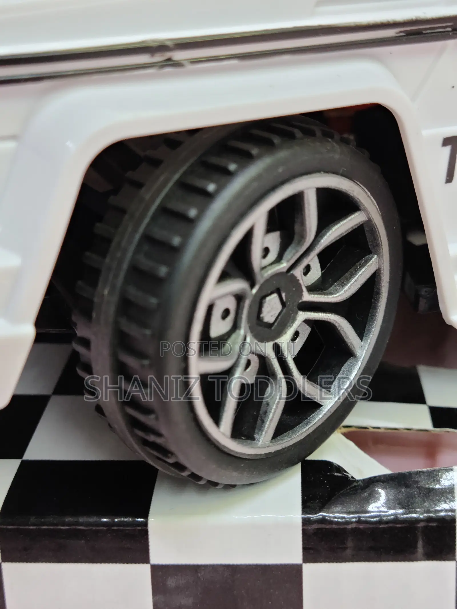 Remote Controlled Car – Fast, Fun Powerful Ride