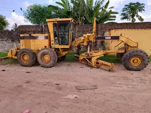 Grader for Hire