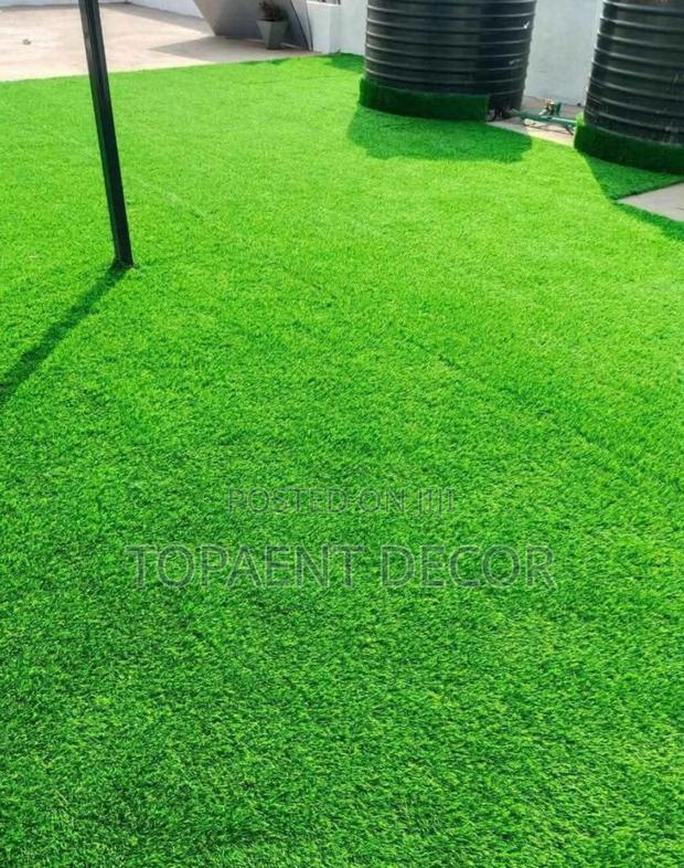 20mm Lush and Lively Outdoor Compound Artificial Green Grass Carpet