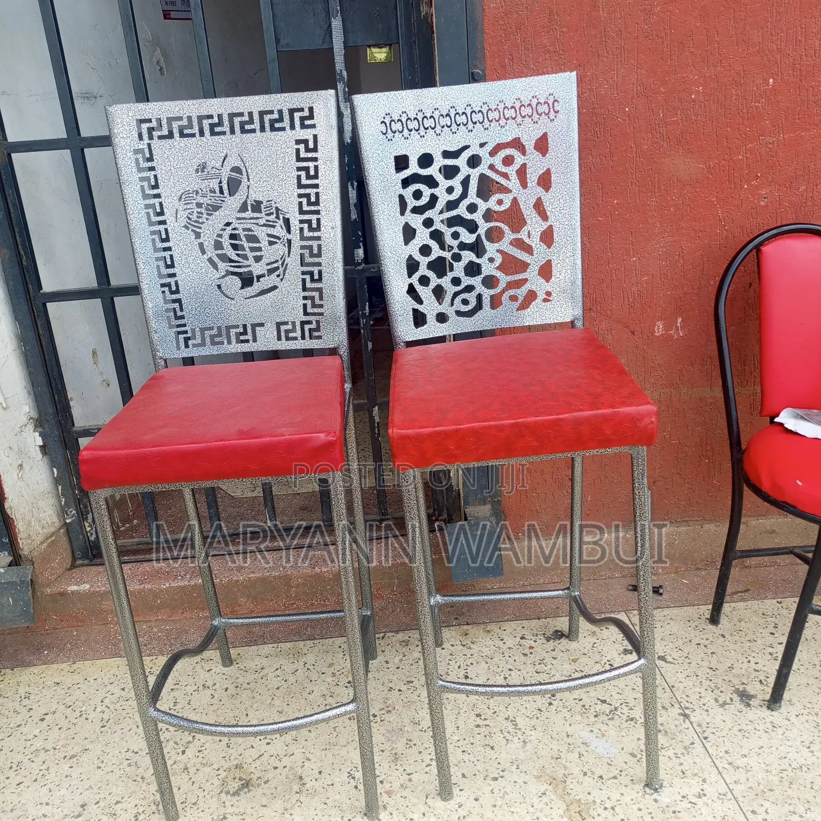 Powder Coated High Stool Chair for Club and Hotel