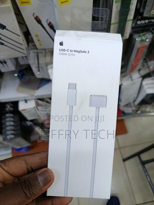 Apple Usb-C to Magsafe 3 White Cable - main view