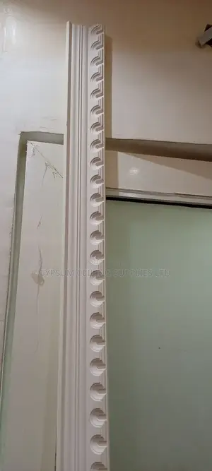 Pu Cornices