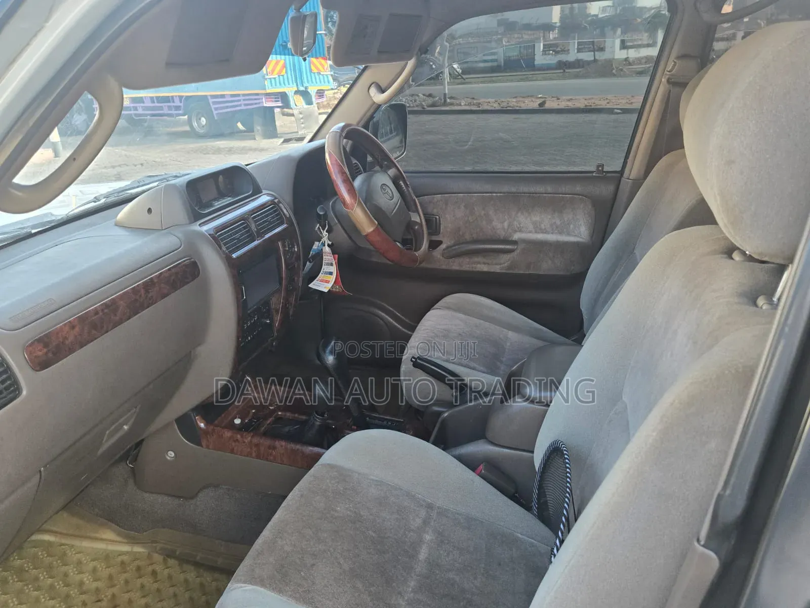 Toyota Land Cruiser Prado 2005 Silver