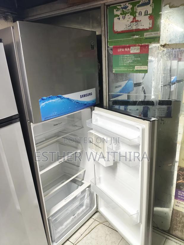 Commercial Sumsung Refrigerator - thumbnail 5