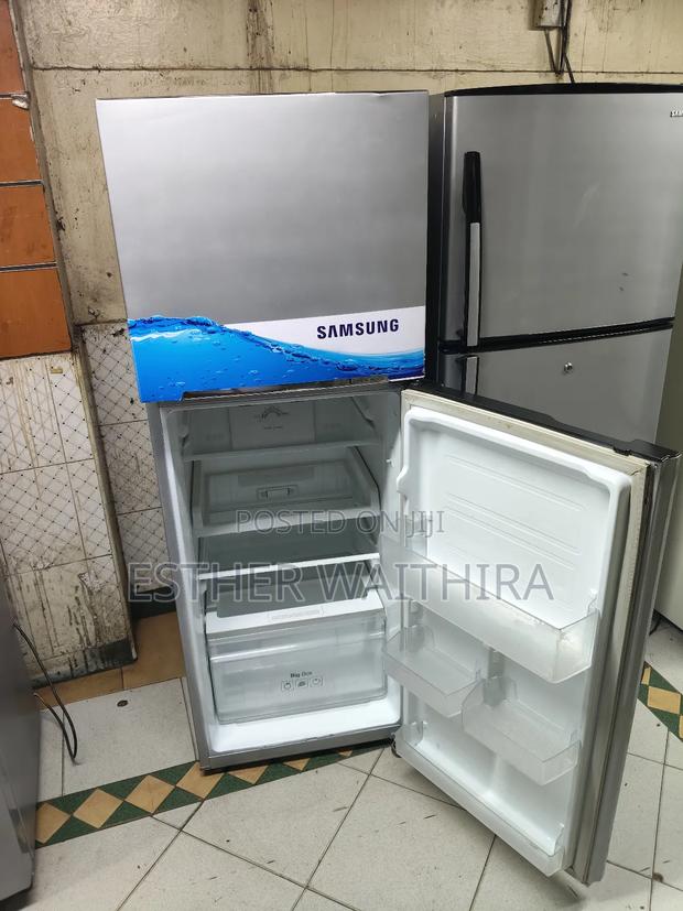 Sumsung Smart Inverter Fridge - thumbnail 5